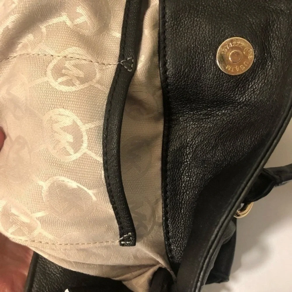 Michael kors black leather Hamilton bag
